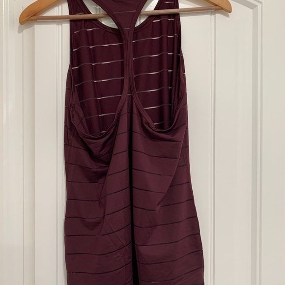 Athleta Tank in Burgundy with sheer stripes - Picture 3 of 4